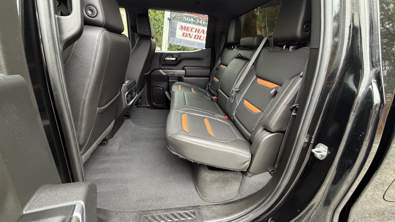 GMC Sierra 1500 AT4 Crew Cab Long Box 4WD 2019