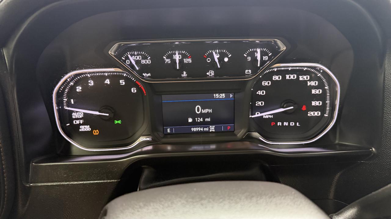 GMC Sierra 1500 AT4 Crew Cab Long Box 4WD 2019