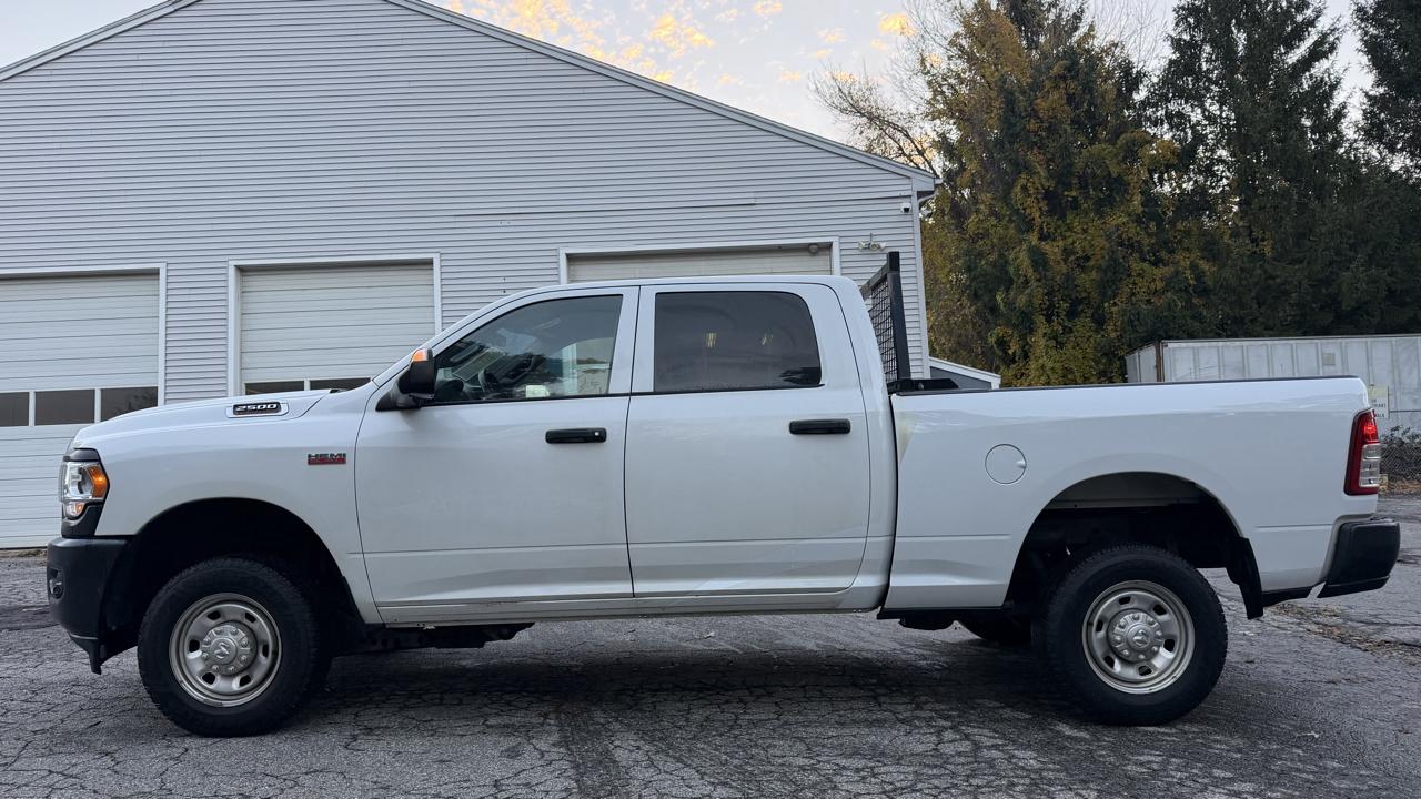 RAM 2500 Tradesman Crew Cab SWB 4WD 2021