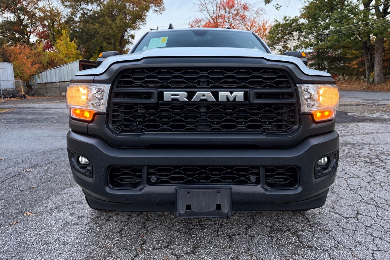 RAM 2500 Tradesman Crew Cab SWB 4WD 2021