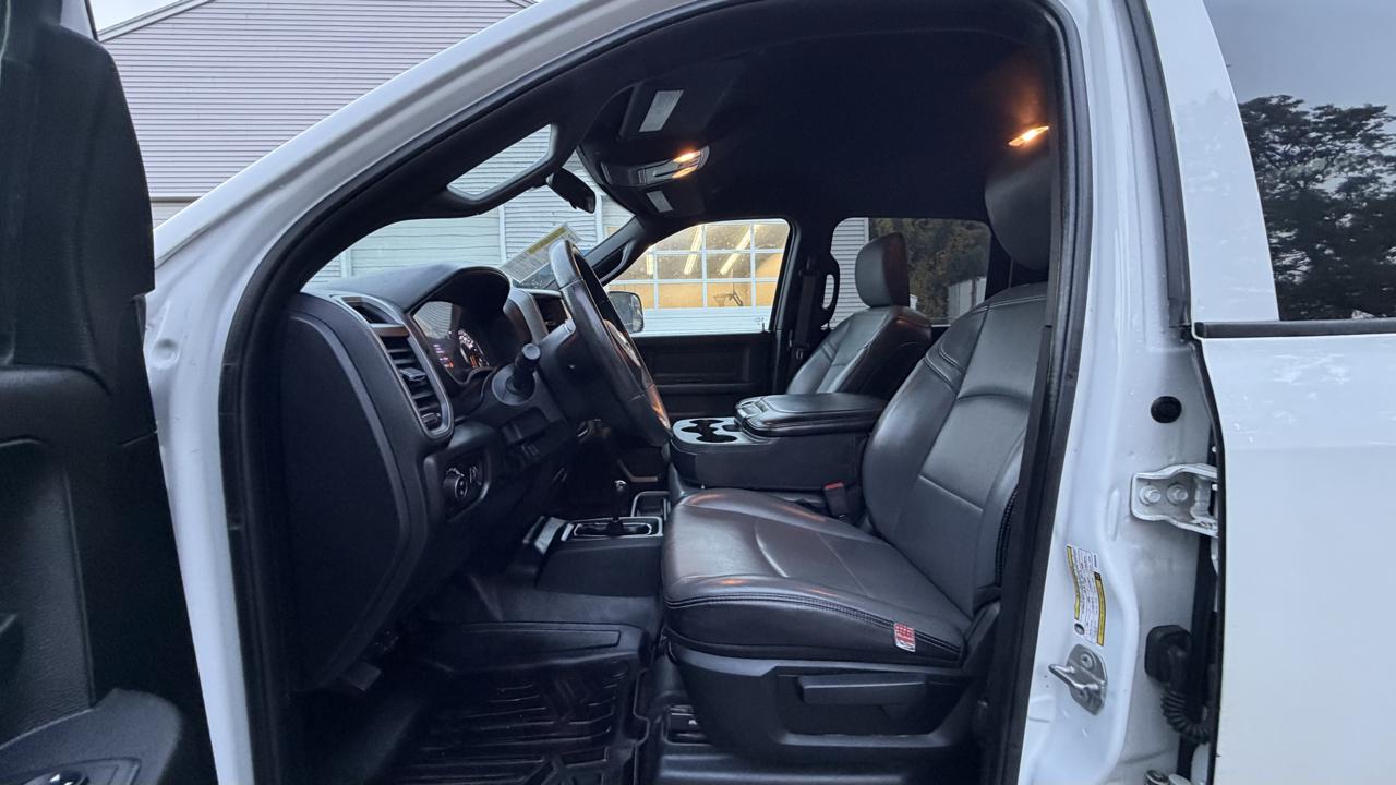 RAM 2500 Tradesman Crew Cab SWB 4WD 2021