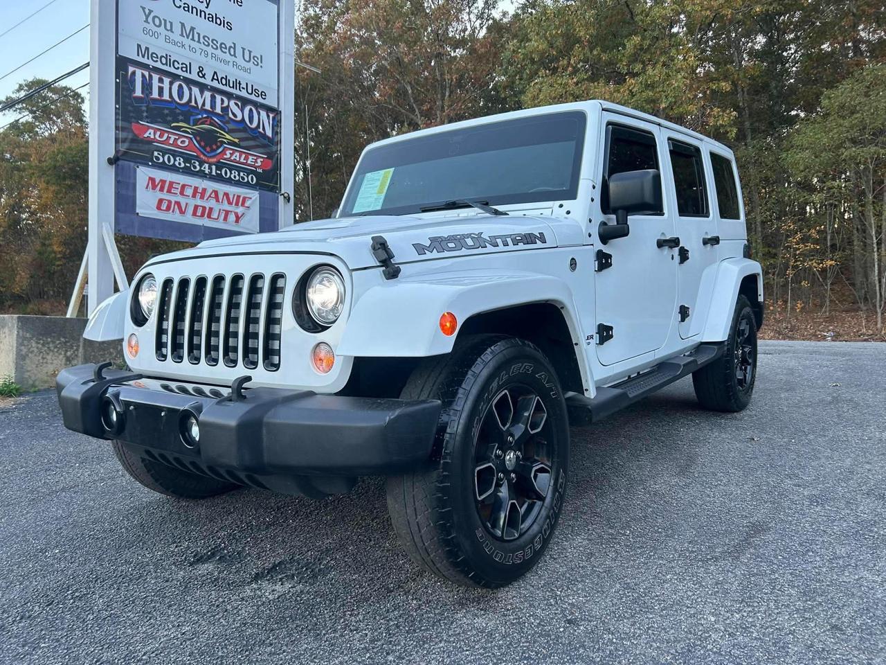 2017 Jeep Wrangler Unlimited Sahara 4WD