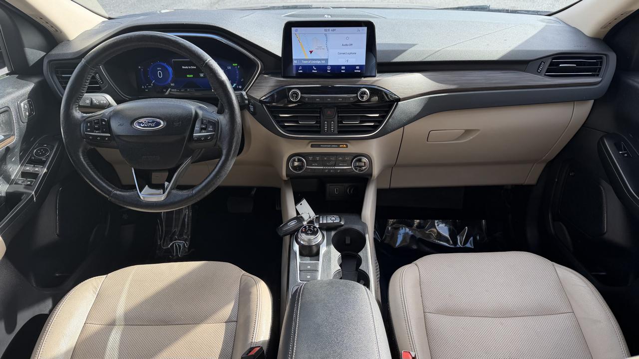 Ford Escape Hybrid Titanium AWD 2020