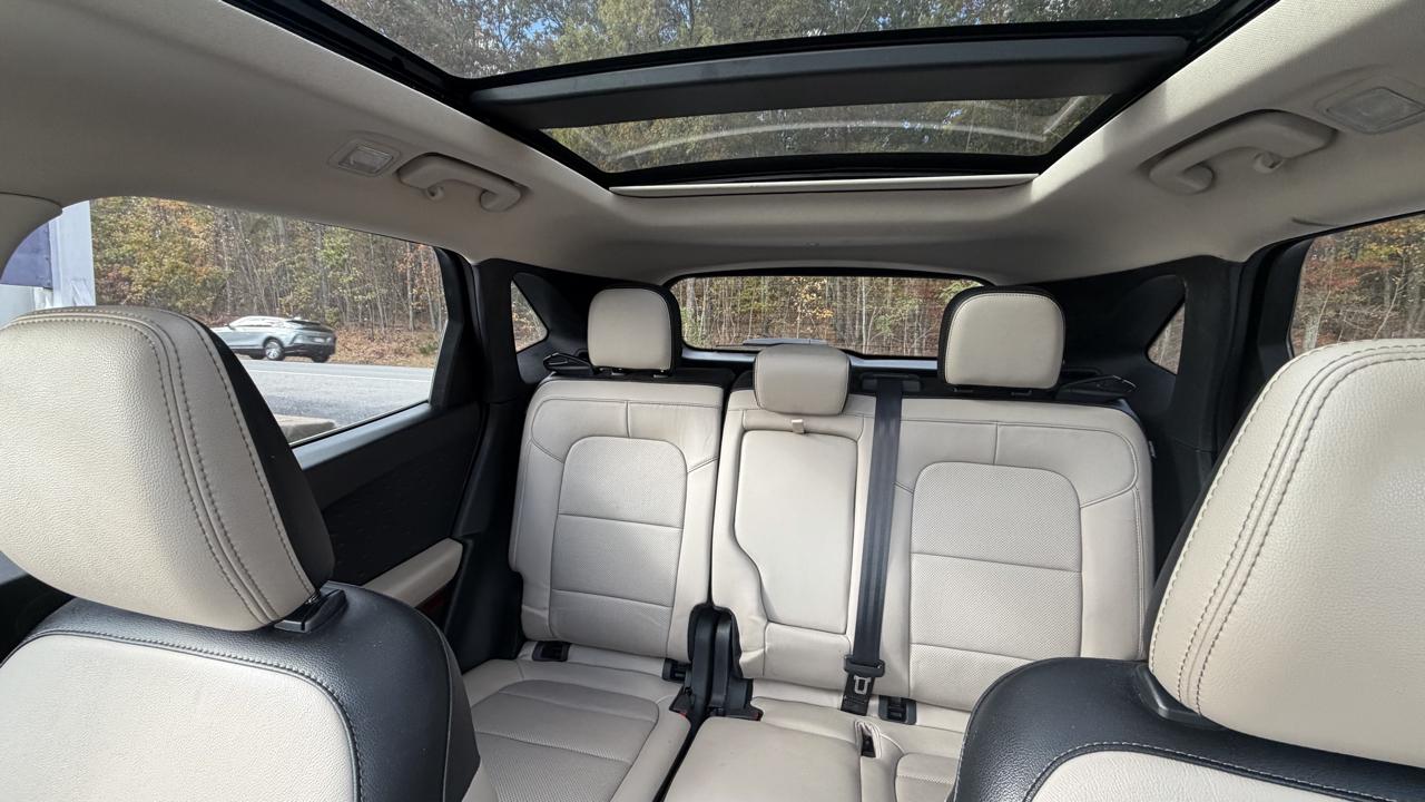 Ford Escape Hybrid Titanium AWD 2020