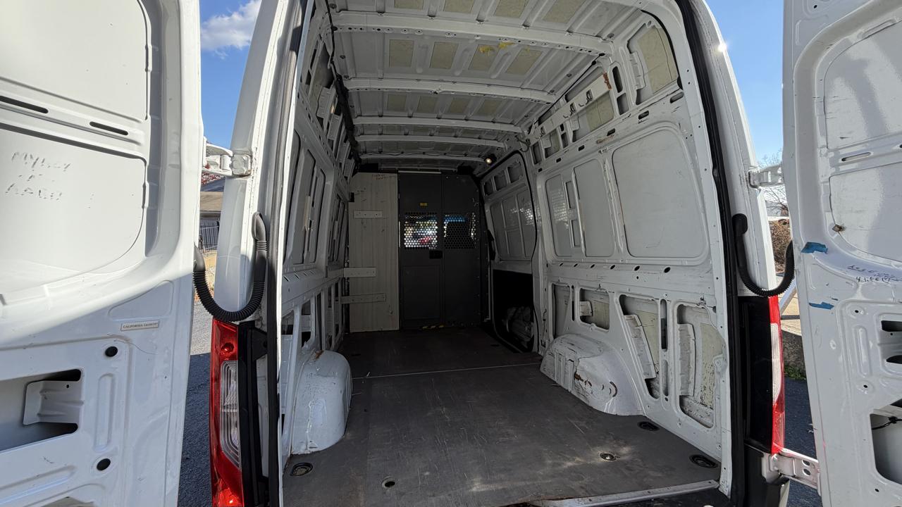 Mercedes-Benz Sprinter 1500 144-in. WB 2020