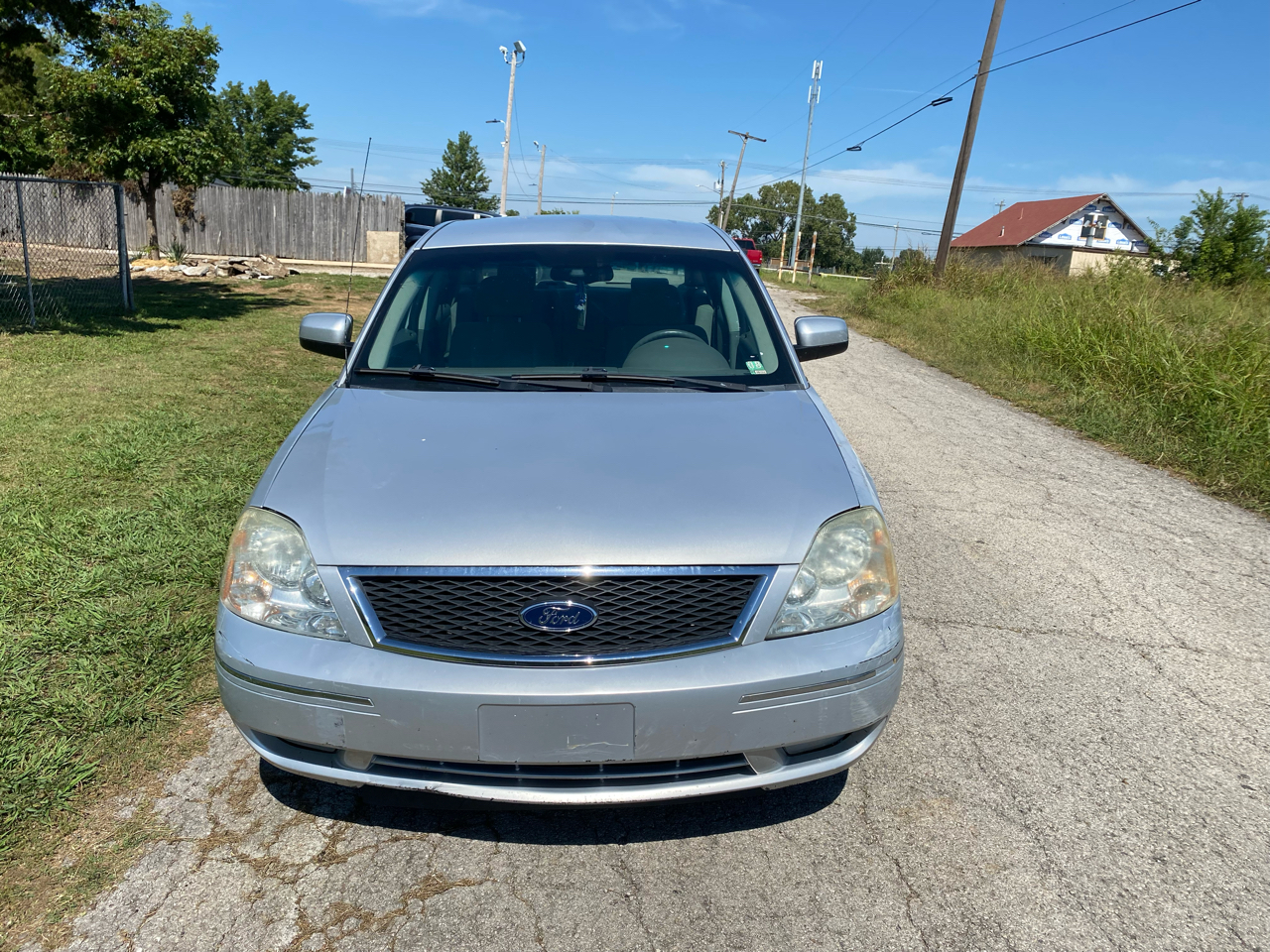 Ford Five Hundred 4dr Sdn SEL 2005