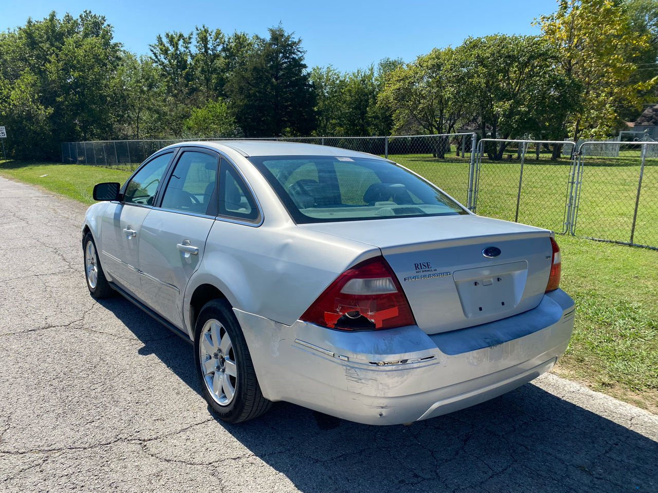 Ford Five Hundred 4dr Sdn SEL 2005