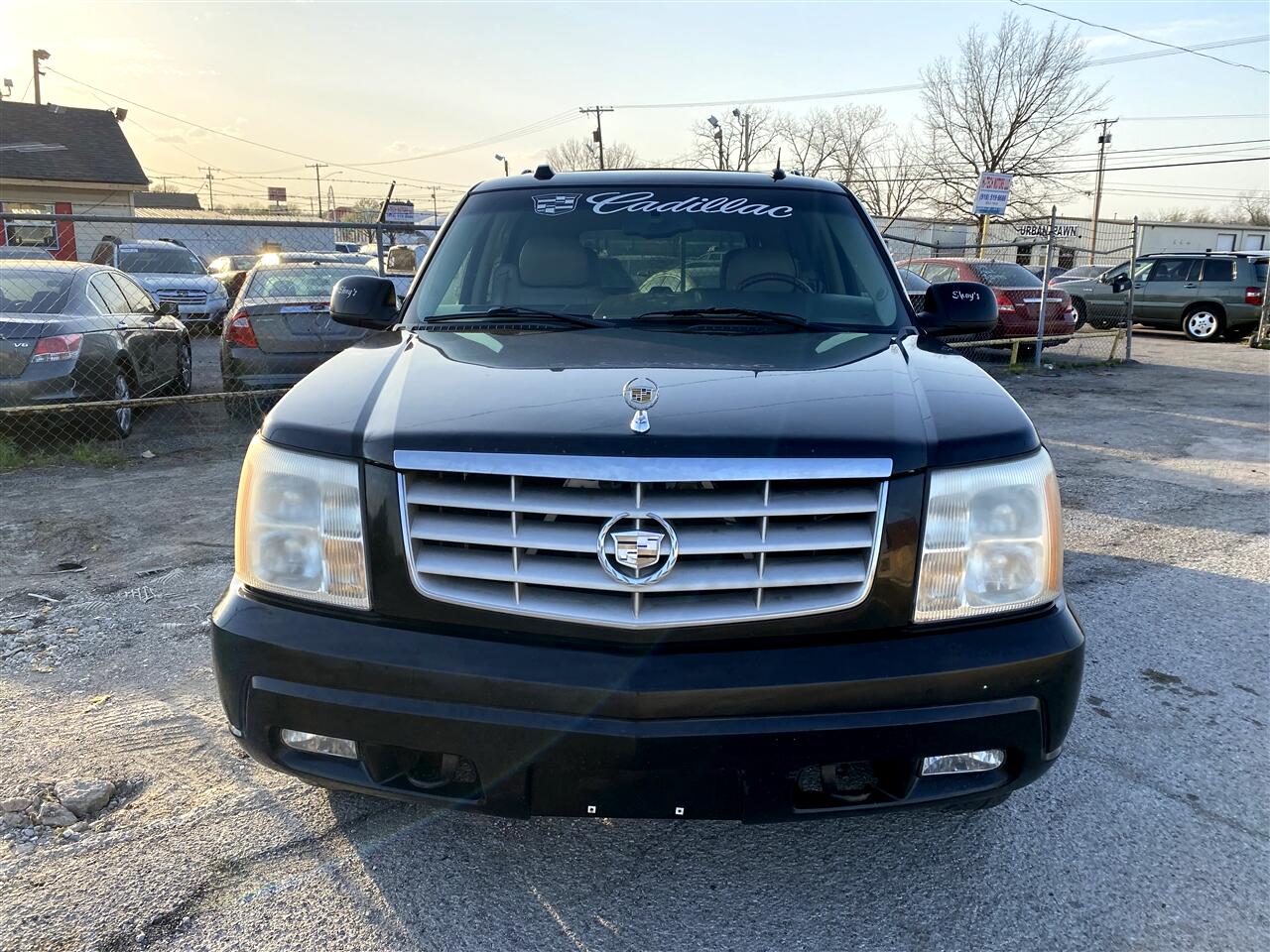 2005 Cadillac Escalade Base