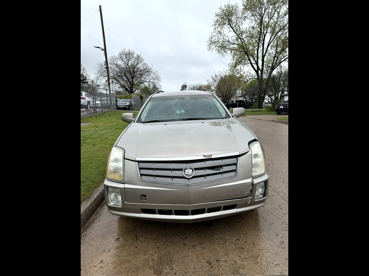 2004 Cadillac SRX Base