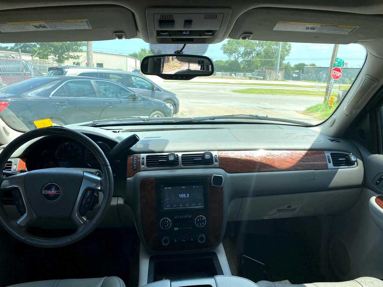 GMC Yukon SLE-1 2WD 2007