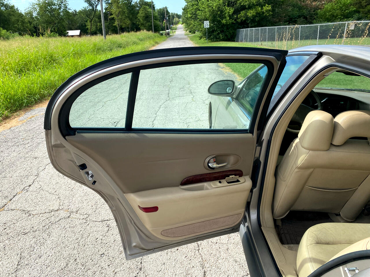 Buick LeSabre Limited 2004