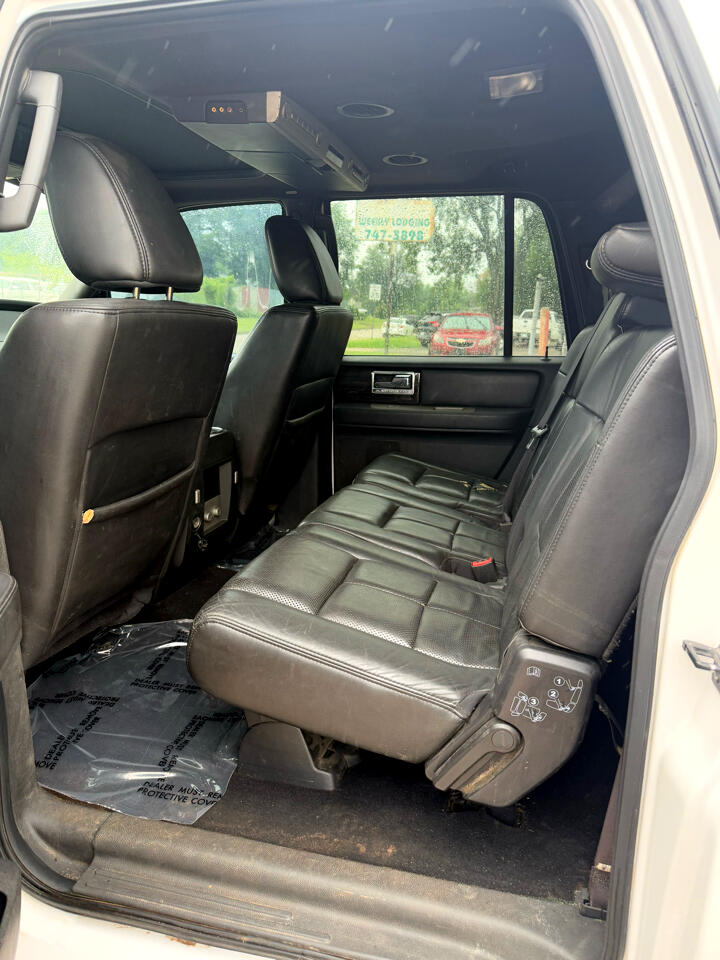 Lincoln Navigator L 2WD 2010