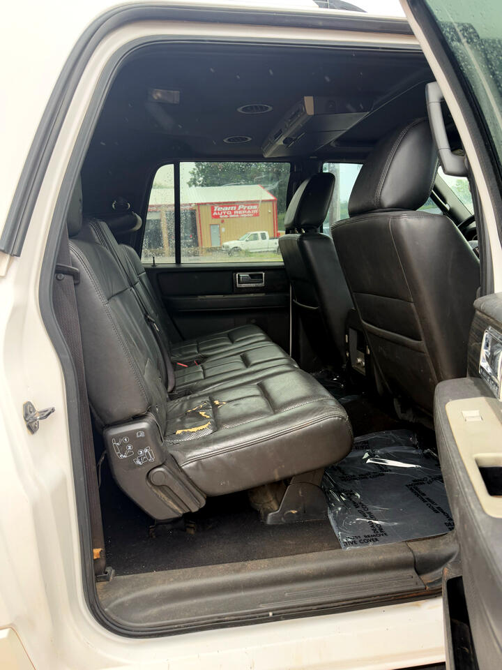 Lincoln Navigator L 2WD 2010