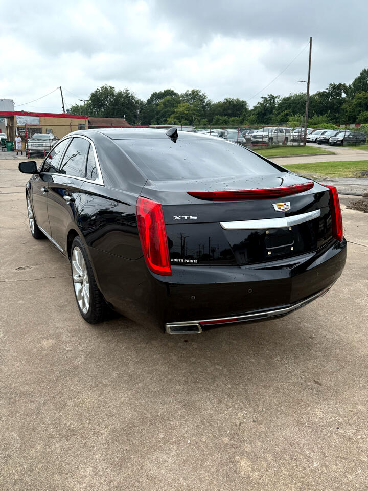 Cadillac XTS Luxury FWD 2016