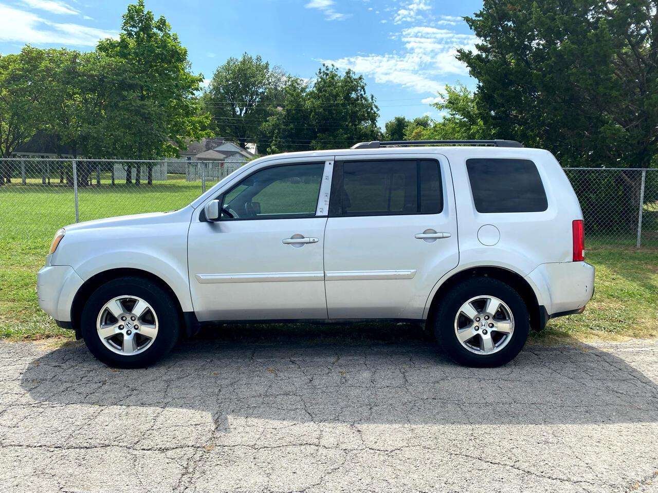 Honda Pilot EX-L 2WD 5-Spd AT with DVD 2011