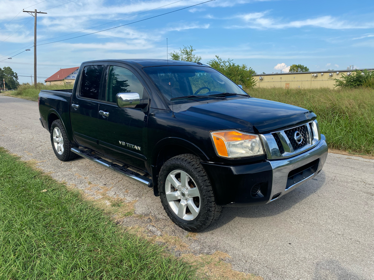Nissan Titan LE Crew Cab 2WD SWB 2009