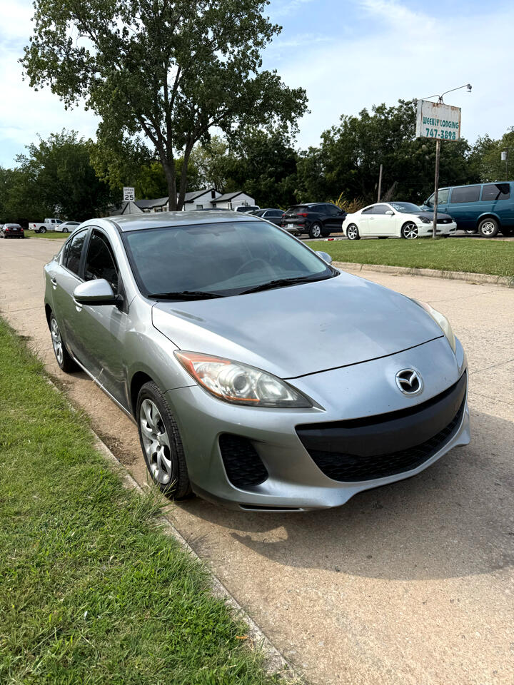 Mazda MAZDA3 i Sport 4-Door 2012