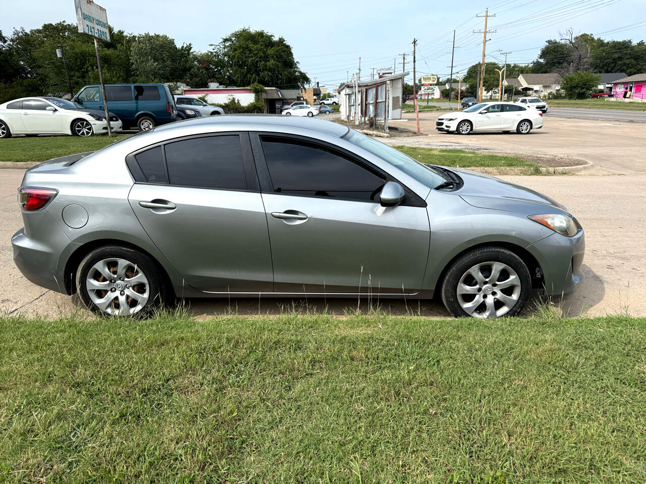 Mazda MAZDA3 i Sport 4-Door 2012