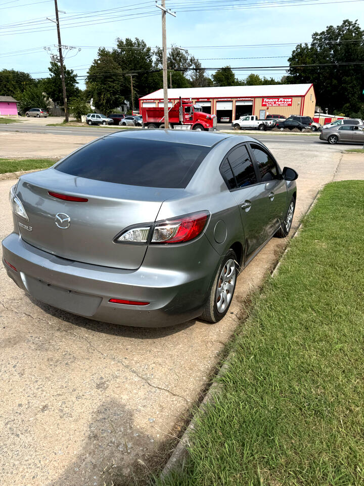 Mazda MAZDA3 i Sport 4-Door 2012