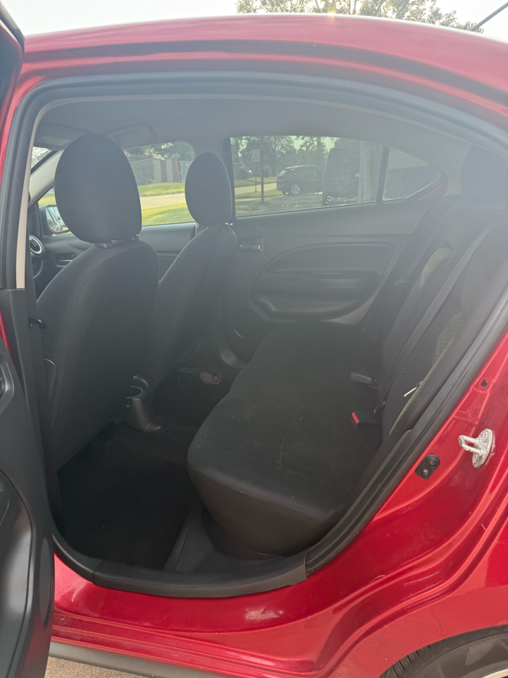 Mitsubishi Mirage  2021