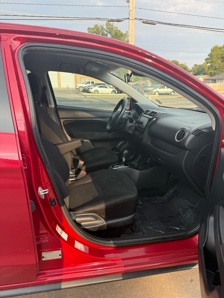 Mitsubishi Mirage  2021