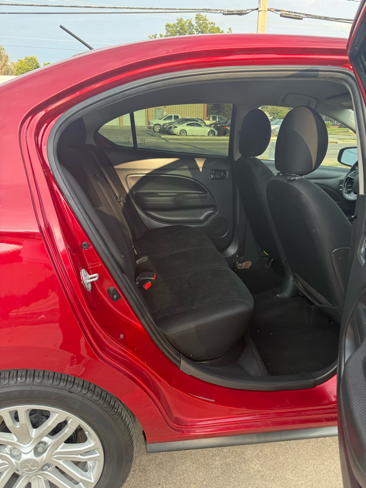 Mitsubishi Mirage  2021