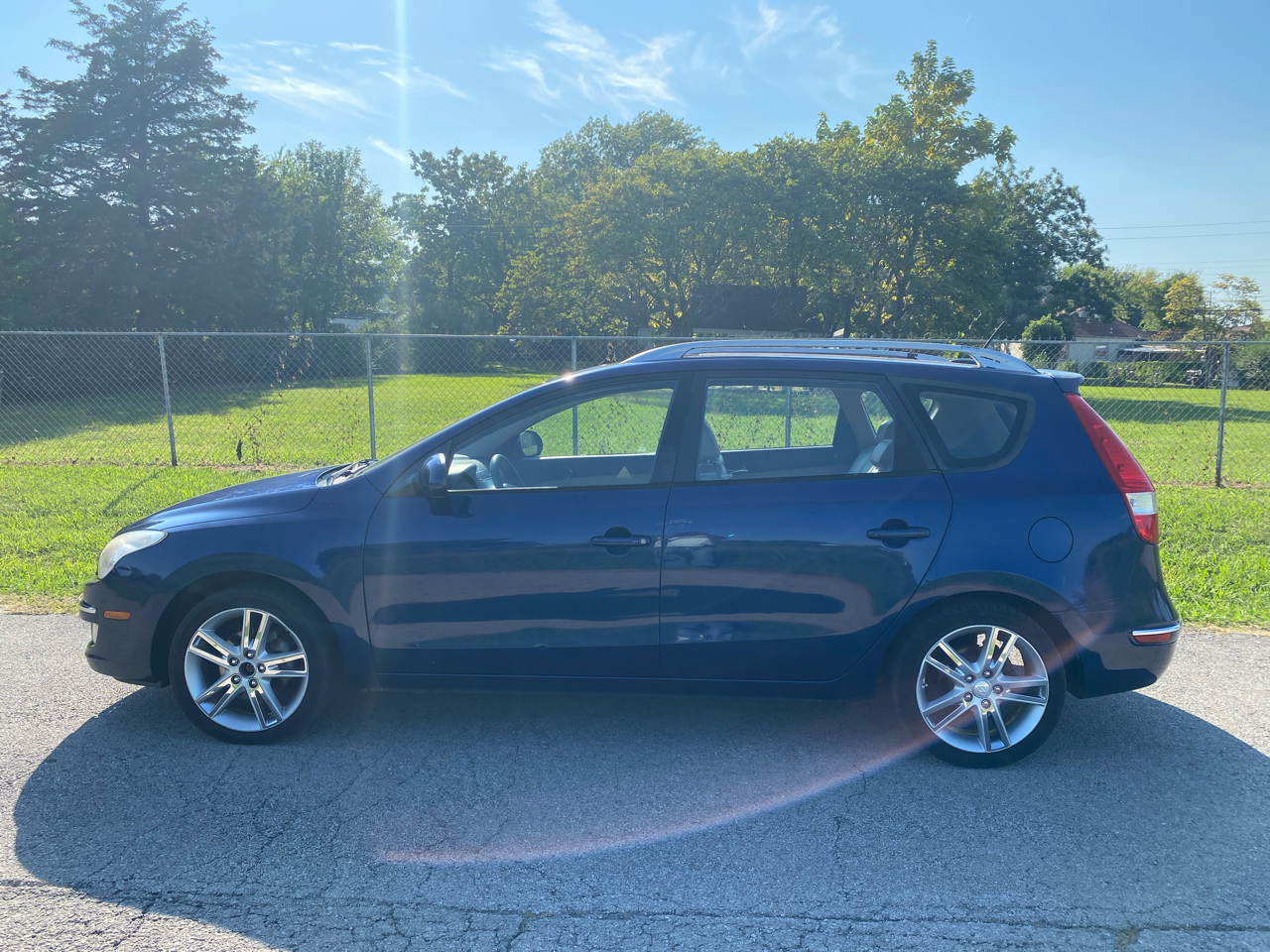 Hyundai Elantra Touring SE Manual 2012