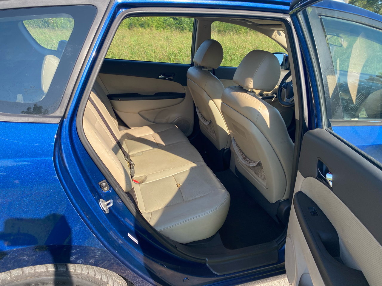 Hyundai Elantra Touring SE Manual 2012