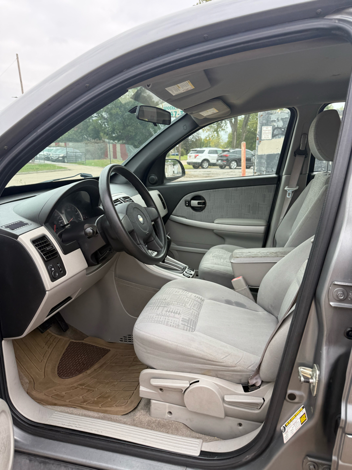 Chevrolet Equinox LS 2WD 2005