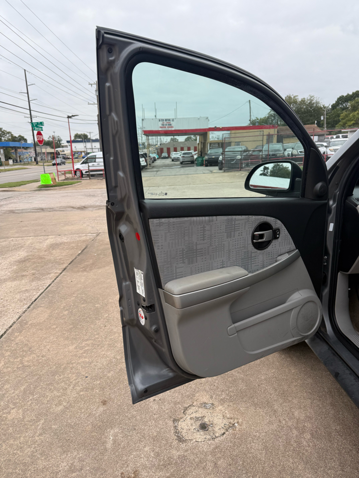 Chevrolet Equinox LS 2WD 2005