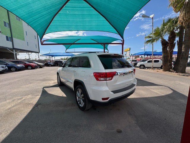 Jeep Grand Cherokee 4dr Limited 4WD 2012 Jeep Grand Cherokee 4dr Limited 4WD 2012