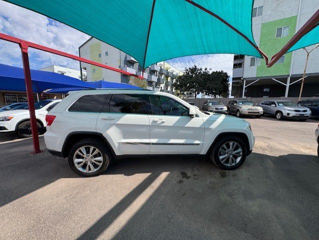 Jeep Grand Cherokee 4dr Limited 4WD 2012 Jeep Grand Cherokee 4dr Limited 4WD 2012