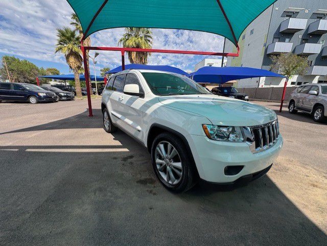Jeep Grand Cherokee 4dr Limited 4WD 2012 Jeep Grand Cherokee 4dr Limited 4WD 2012