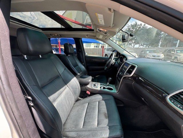 Jeep Grand Cherokee 4dr Limited 4WD 2012 Jeep Grand Cherokee 4dr Limited 4WD 2012