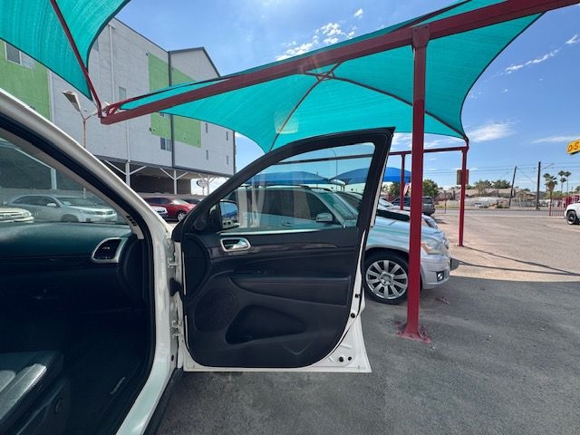 Jeep Grand Cherokee 4dr Limited 4WD 2012 Jeep Grand Cherokee 4dr Limited 4WD 2012