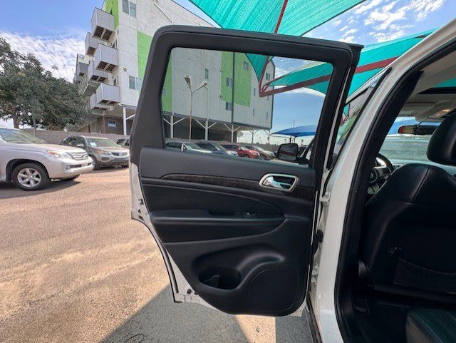 Jeep Grand Cherokee 4dr Limited 4WD 2012 Jeep Grand Cherokee 4dr Limited 4WD 2012