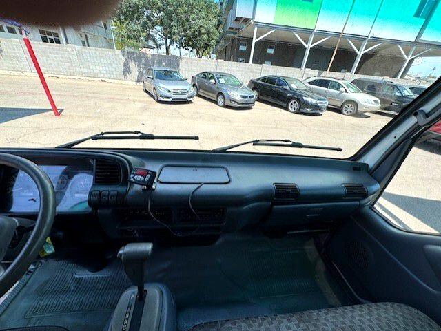 Isuzu W3S042 NPR GAS REG 109" WB 12000 GVWR AT IBT PWL 2007 Isuzu W3S042 NPR GAS REG 109" WB 12000 GVWR AT IBT PWL 2007