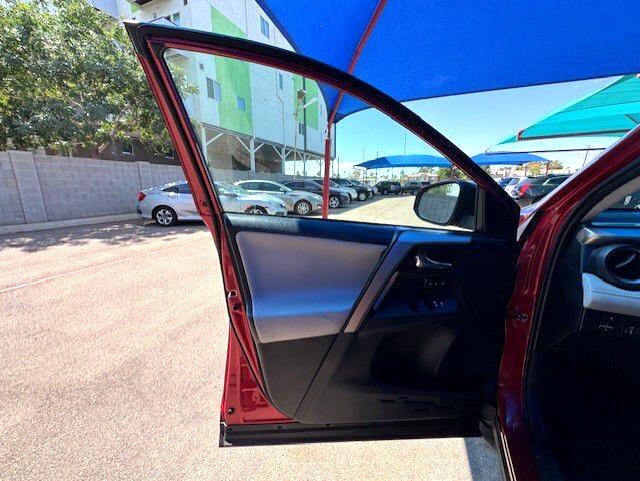 Toyota RAV4 FWD 4dr Limited (Natl) 2014 Toyota RAV4 FWD 4dr Limited (Natl) 2014