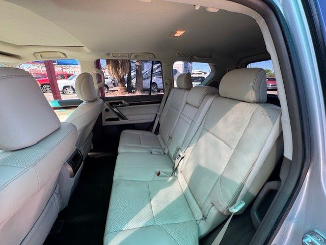 Lexus GX 460 Premium 2010 Lexus GX 460 Premium 2010