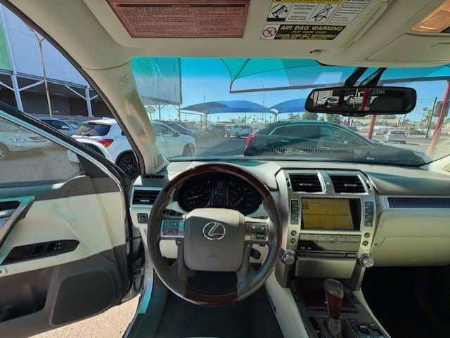 Lexus GX 460 Premium 2010 Lexus GX 460 Premium 2010