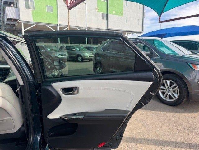 Toyota Avalon XLE 2018