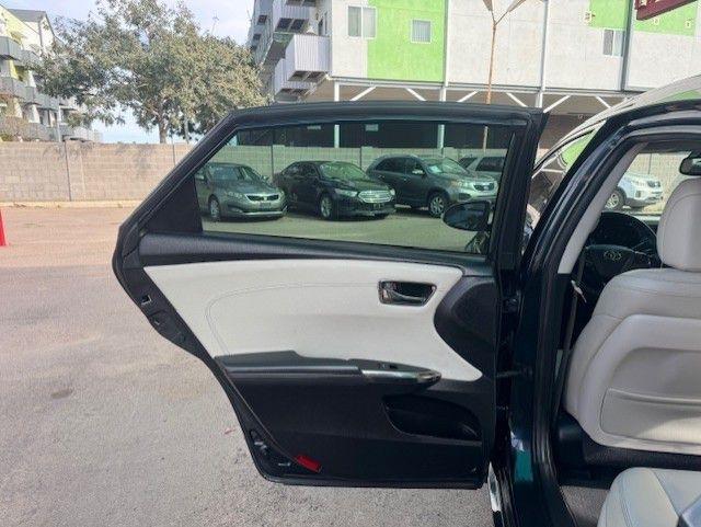 Toyota Avalon XLE 2018