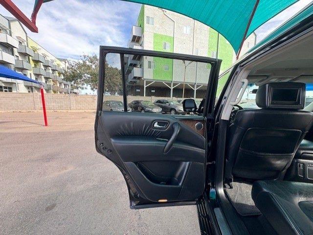 Infiniti QX56 2WD 2012