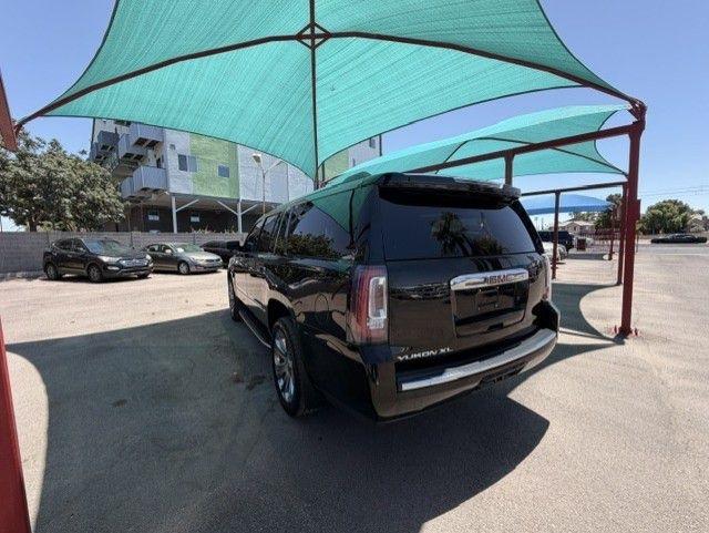 GMC Yukon XL Denali 4WD 2016