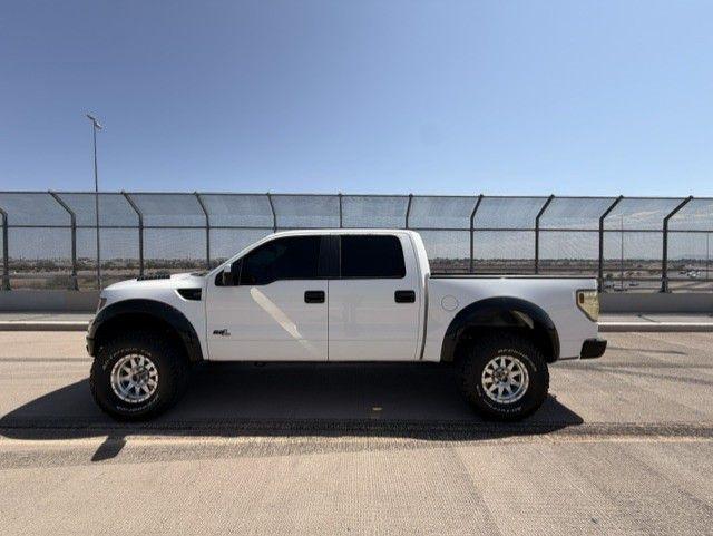 Ford F-150 SVT Raptor SuperCrew 5.5-ft. Bed 4WD 2011