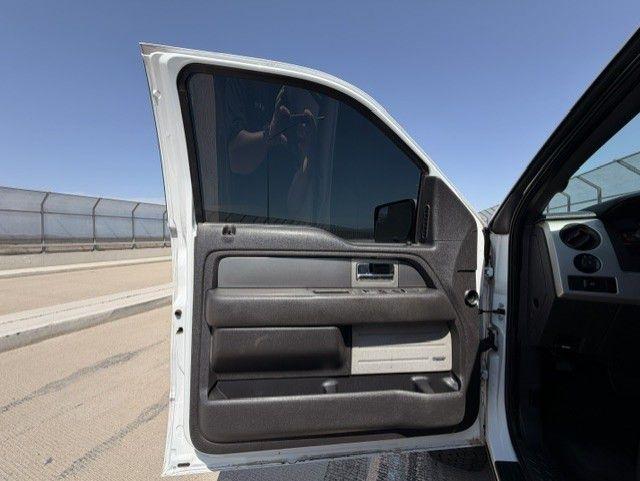 Ford F-150 SVT Raptor SuperCrew 5.5-ft. Bed 4WD 2011