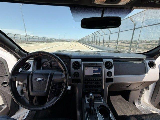 Ford F-150 SVT Raptor SuperCrew 5.5-ft. Bed 4WD 2011