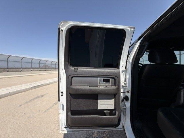Ford F-150 SVT Raptor SuperCrew 5.5-ft. Bed 4WD 2011