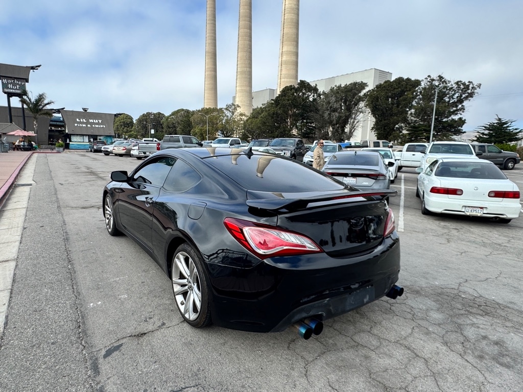 Hyundai Genesis Coupe  2012