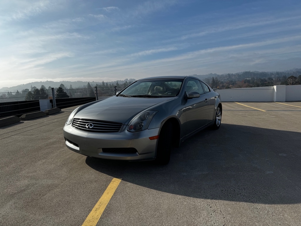 2004 INFINITI G35 Sport Coupe Base's photo